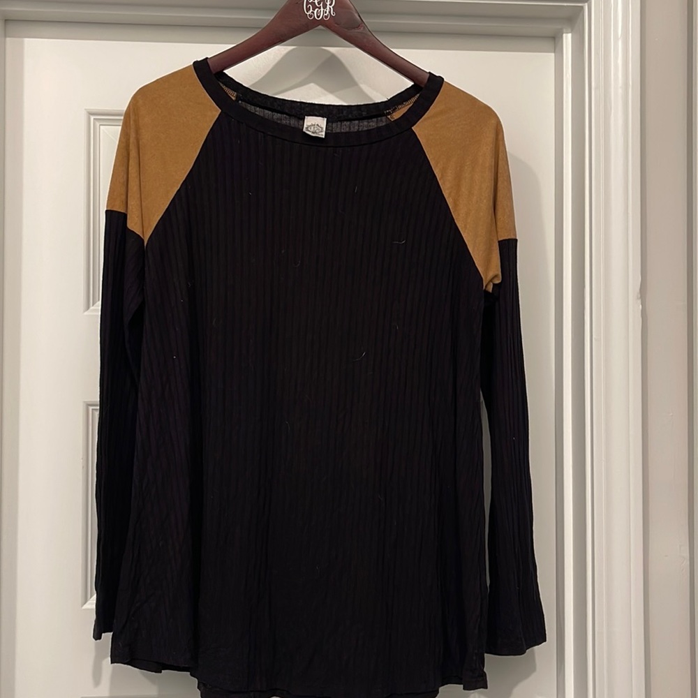Black and tan long sleeve tee with elbow pad details